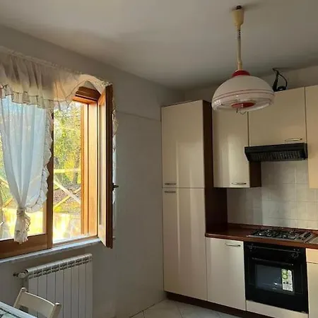 Con Piscina Ad Villa
